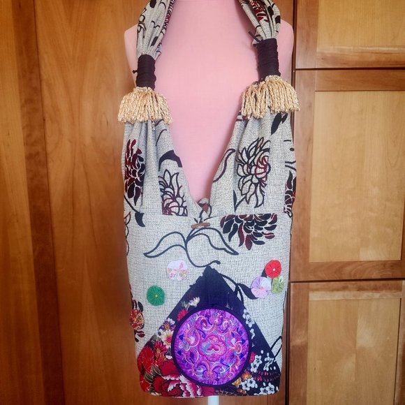 Artisan Embroidered Hand Made Shoulder Bag - Picture 7 of 11
